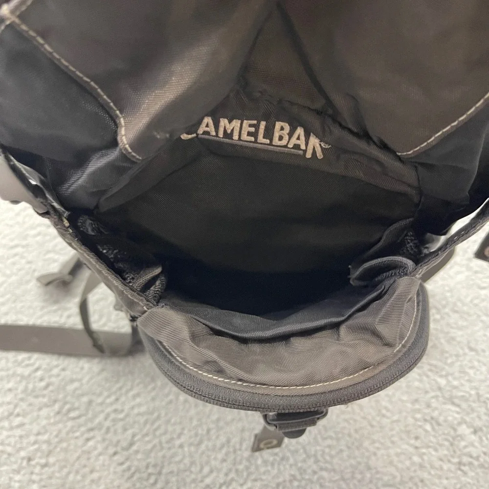 CamelBak M.U.L.E. Black Hydration Backpack & Unbottle Insulated Sleeve Combo Set